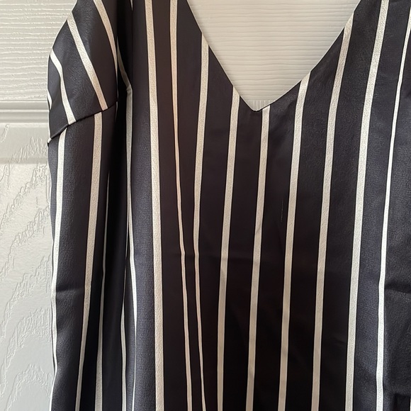 SUPERDOWN Spaghetti Strapped Tank w/ Deep V back - Picture 5 of 5